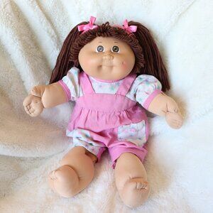 Cabbage Patch Kid brunette girl